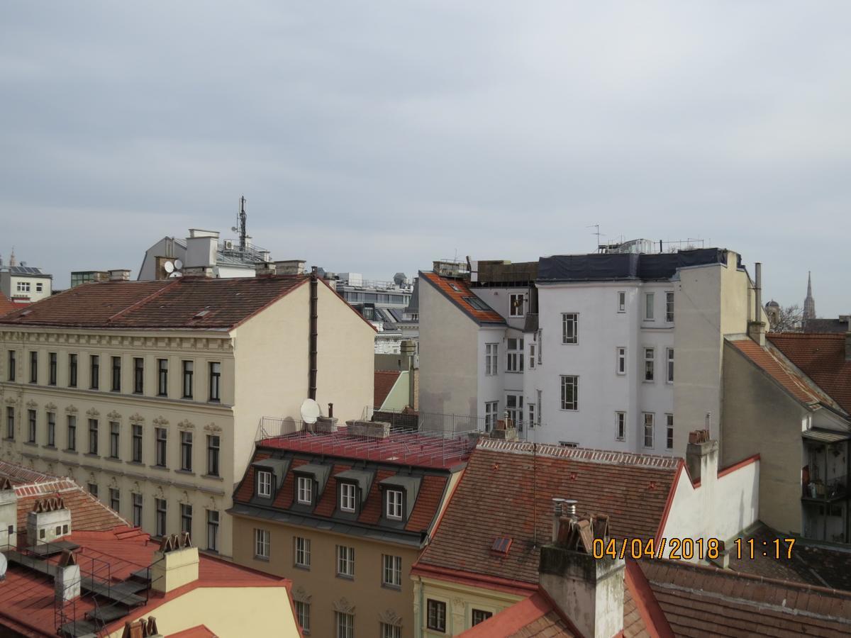 Ferienwohnungen Spittelberg Schrankgasse Vienna Luaran gambar